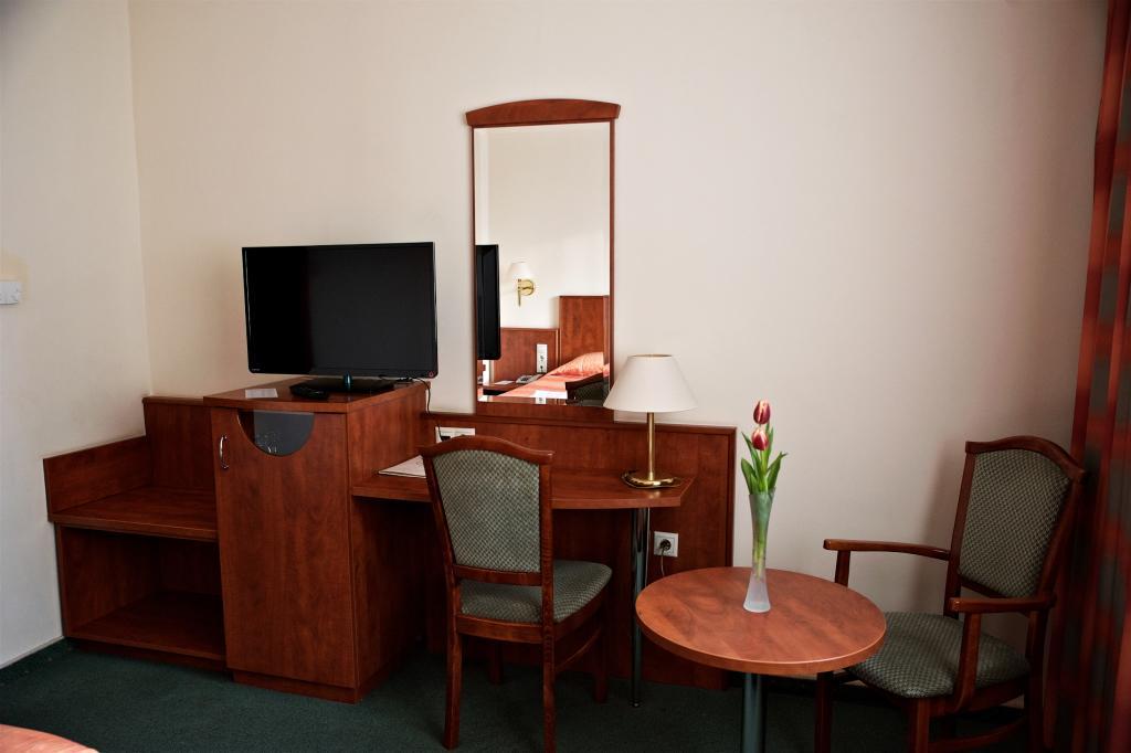 Hotel Lukacs Superior Kazincbarcika Room photo